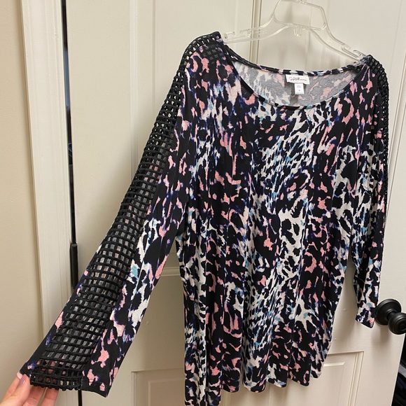 Jaclyn Smith Top - Picture 2 of 5